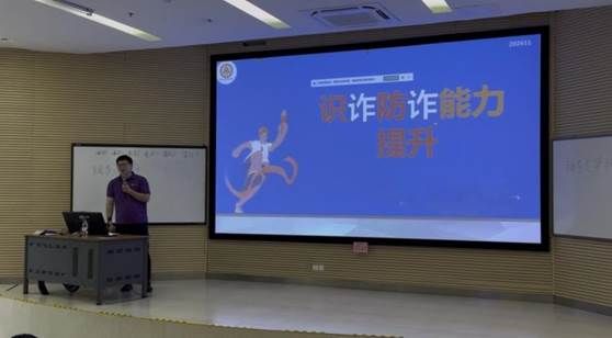 2ae500b063a5a3673cdbee35ca28c12f